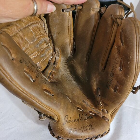 Johnny Walker GX5 Pro Design Model RHT Baseball Glove - Picture 3 of 9